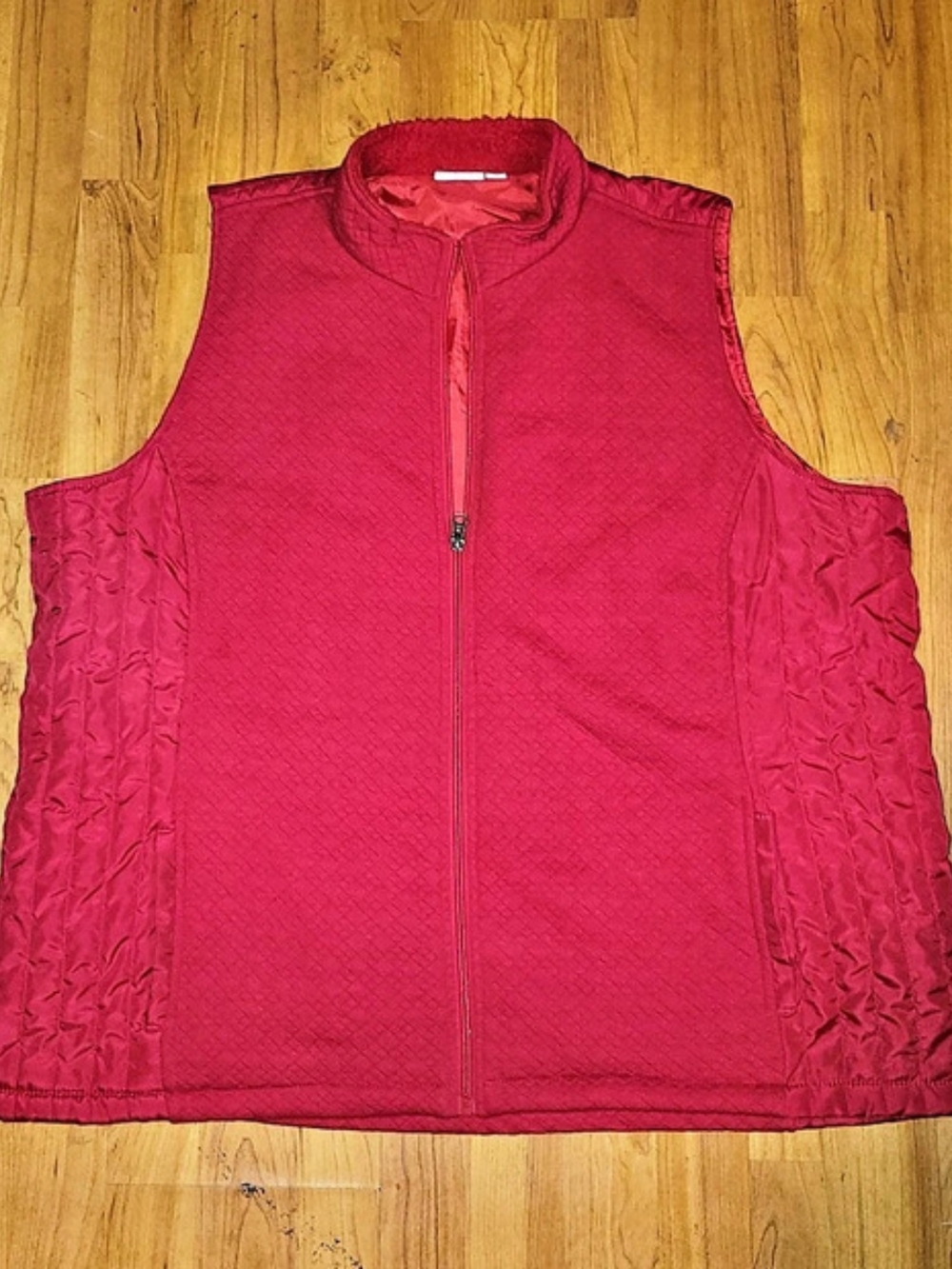 Kim Rogers Curvy Quilted Vest in Red Size 2X Very Good Condition
